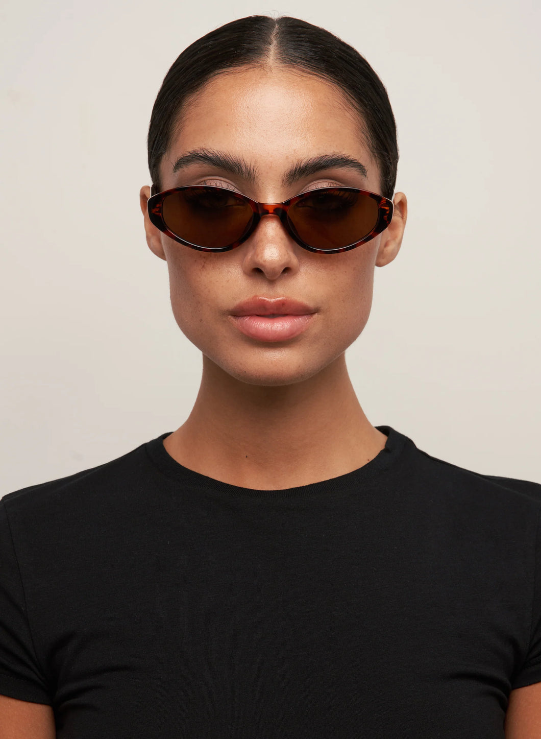 OTRA IVY SUNGLASS TORT BROWN