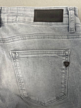 Load image into Gallery viewer, ZHRILL NOVA JEAN W0003

