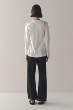 Load image into Gallery viewer, MARLE JUNIPER TOP IVORY
