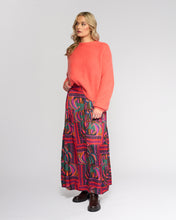 Load image into Gallery viewer, KNEWE FEFE SWEATER LAVA
