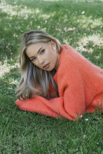 Load image into Gallery viewer, KNEWE FEFE SWEATER LAVA
