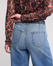 Load image into Gallery viewer, KNEWE HOLLIE JEAN VINTAGE DENIM
