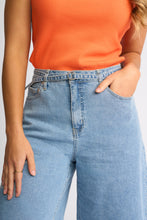 Load image into Gallery viewer, KNEWE ZURI SHORT LIGHT WASH DENIM
