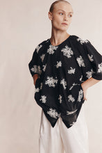 Load image into Gallery viewer, MARLE LIBERTY SHORT SLEEVE SHIRT RICE FLOWER
