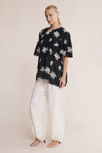 Load image into Gallery viewer, MARLE LIBERTY SHORT SLEEVE SHIRT RICE FLOWER

