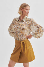 Load image into Gallery viewer, SECOND FEMALE LINARA BLOUSE
