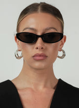 Load image into Gallery viewer, OTRA LULU SUNGLASS BLACK SMOKE
