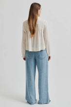 Load image into Gallery viewer, SECOND FEMALE MAISE BUTTON FRONT BLOUSE TOFU
