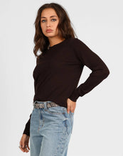 Load image into Gallery viewer, STORM MERINO LONG SLEEVE CLASSIC SWEATER CHOCOLATE
