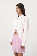 Load image into Gallery viewer, ROWIE RAMONA TIE BACK SHIRT POWDER PINK
