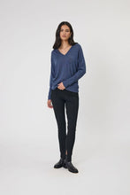 Load image into Gallery viewer, MARLOW ALTO MERINO V NECK SPACE
