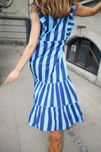 Load image into Gallery viewer, LOLLYS LAUNDRY SAMO MIDI DRESS BLUE
