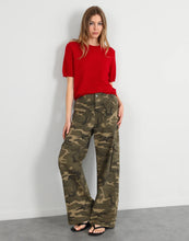 Load image into Gallery viewer, STORM TEXTURED MERINO TEE RED
