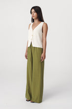 Load image into Gallery viewer, ROWIE TIA PALAZZO PANT PALM GREEN

