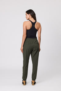 MARLOW TRAVEL PANT OLIVE