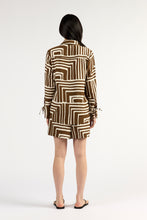Load image into Gallery viewer, TUESDAY UMPIRE SHORT CHOC GEO
