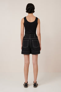 KOWTOW OUTLINE SHORT
