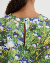 Load image into Gallery viewer, KOWTOW OVERSIZED BOXY TEE BLUEBELL
