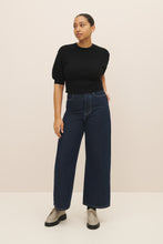 Load image into Gallery viewer, KOWTOW QUINN TOP BLACK
