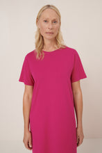 Load image into Gallery viewer, KOWTOW LIGHT TEE DRESS MAGENTA
