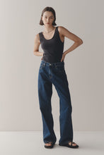 Load image into Gallery viewer, MARLE WIDE LEG JEAN MID BLUE
