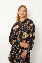 Load image into Gallery viewer, SECOND FEMALE BETULA BLOUSE
