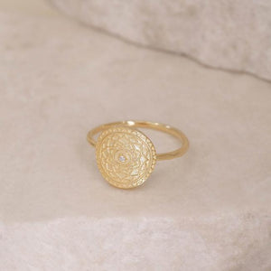 BY CHARLOTTE GOLD A THOUSAND PETALS RING